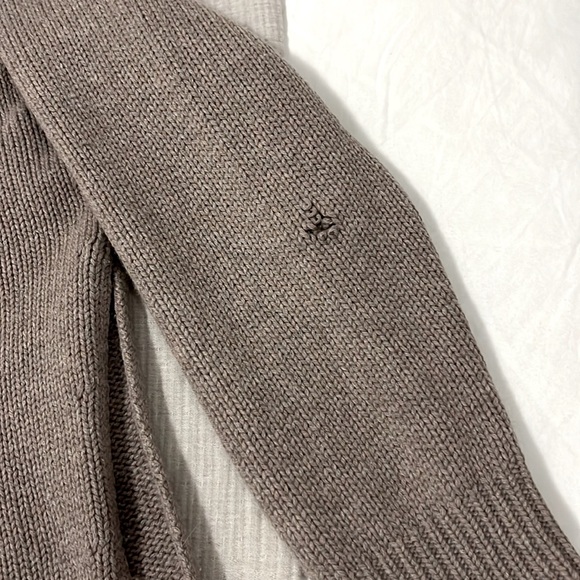 Oversized Turtleneck from Aritzia - Picture 3 of 4